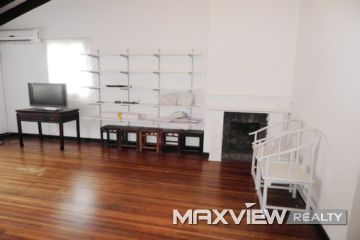 Old Lane house on Jianguo W. Road 2bedroom 150sqm ¥23,000 L00010