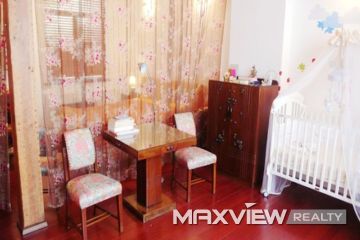 Old Lane House on Julu Road 3bedroom 222sqm ¥50,000 L00144