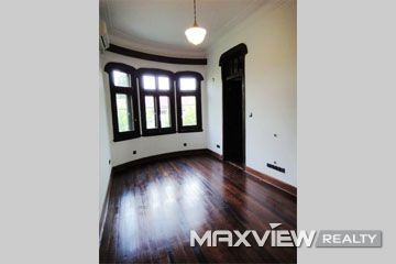 Old Apartment on Yanqing Road 2bedroom 100sqm ¥32,000 SH006409