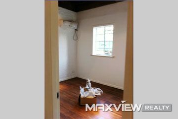 Old Apartment on Weihai Road 2bedroom 100sqm ¥20,000 SH005938