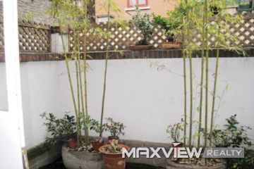 Old Lane House on Jiaozhou Road 4bedroom 200sqm ¥45,000 L00172