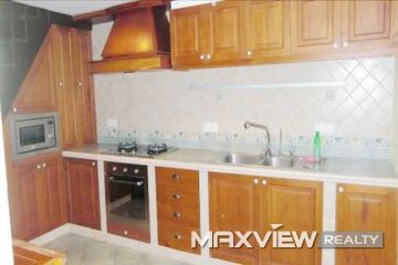 Old Lane House on Shaanxi S. Road 4bedroom 200sqm ¥45,000 L01432