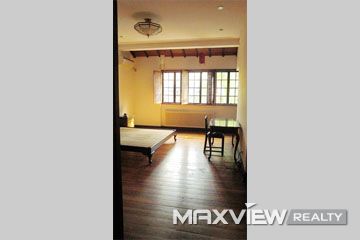 Old Lane House on Shaanxi S. Road 4bedroom 200sqm ¥45,000 L01432