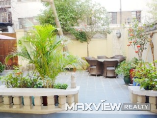 Old Lane House on Shaanxi S. Road 4bedroom 245sqm ¥45,000 L00136