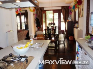 Old Lane House on Shaanxi S. Road 4bedroom 245sqm ¥45,000 L00136