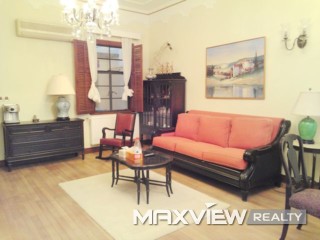 Old Apartment on Nanchang Road 4bedroom 230sqm ¥45,000 SH009632