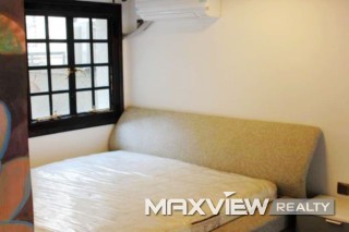 Old Lane House on  Chongqing S. Road 1bedroom 50sqm ¥19,000 SH010002