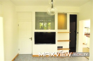 Old Apartment on Nanchang Road 2bedroom 102sqm ¥26,000 SH010266