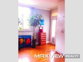 Old Apartmrnt on Julu Road 2bedroom 108sqm ¥22,000 SH010583