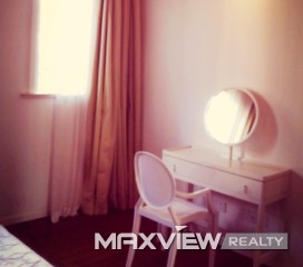 Old Apartment on Weihai Road 2bedroom 100sqm ¥22,000 L00042