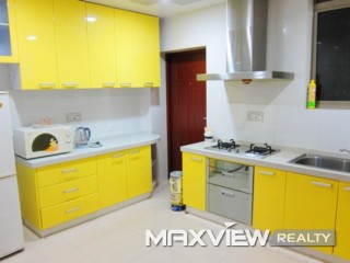 Old Apt on Nanjing W. Road  3bedroom 180sqm ¥30,000 SH011256