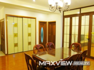 Old Apt on Nanjing W. Road  3bedroom 180sqm ¥30,000 SH011256