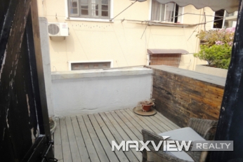 Old Apartment on Weihai Road 4bedroom 150sqm ¥27,000 SH004374