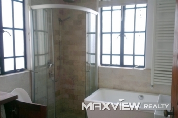 Old Apartment on Xiangyang S. Road 3bedroom 180sqm ¥26,000 L00937