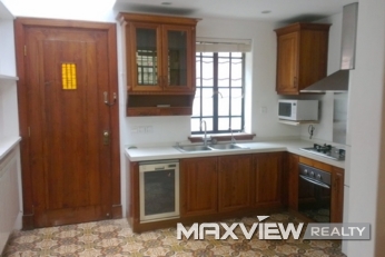 Old Apartment on Xiangyang S. Road 3bedroom 180sqm ¥26,000 L00937