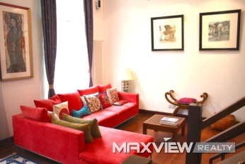 Old Apartment on Xinhua Road 2bedroom 205sqm ¥30,000 SH800044