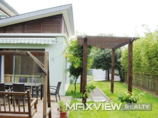 Lakeside Ville  |   湖畔佳苑 4bedroom 280sqm ¥40,000 QPV00575