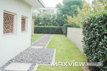 Lakeside Ville   |   湖畔佳苑 4bedroom 300sqm ¥40,000 QPV00576