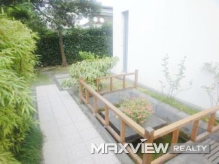 Lakeside Ville   |   湖畔佳苑 4bedroom 270sqm ¥40,000 QPV00349