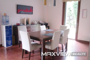 Lakeside Ville   |   湖畔佳苑 4bedroom 290sqm ¥40,000 QPV00459