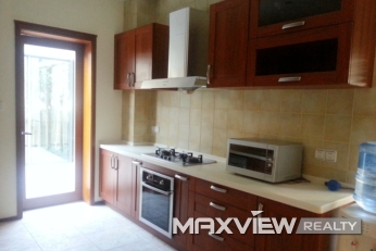 Lakeside Ville   |   湖畔佳苑 5bedroom 420sqm ¥46,000 QPV00555