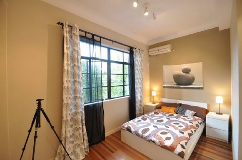 Old Apatment on Beijing W. Road  1bedroom 62sqm ¥17,000 SH011894