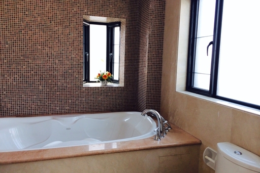 Hongqiao Golf Villa   |   虹桥高尔夫别墅 5bedroom 400sqm ¥43,000 CNV00242