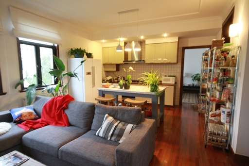 Old Apartment on Huaihai M. Road 4bedroom 220sqm ¥50,000 L00777