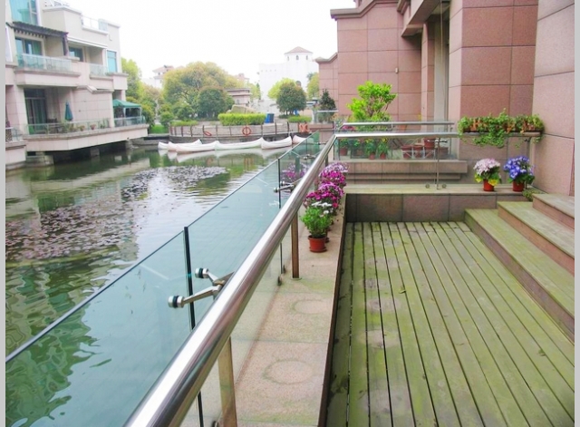 Shimao Lakeside Garden   |    世茂湖滨花园 4bedroom 293sqm ¥38,000 SH004612