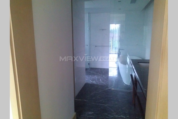 1 Xinhua Road   |  新华路一号 4bedroom 300sqm ¥50,000 SH010653