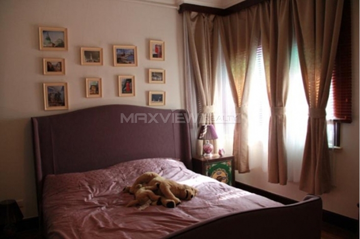 Old Apartment on Maoming S. Road 2bedroom 120sqm ¥23,500 SH010370