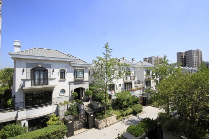 Hongqiao Golf Villa   |   虹桥高尔夫别墅 4bedroom 455sqm ¥46,000 CNV00210