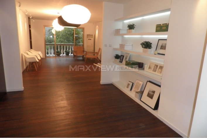 Old Apartment on Nanchang Road 3bedroom 160sqm ¥30,000 SH005939