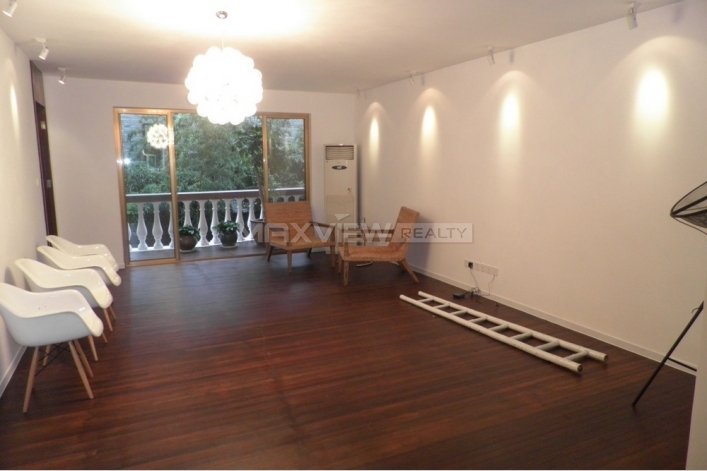 Old Apartment on Nanchang Road 3bedroom 160sqm ¥30,000 SH005939