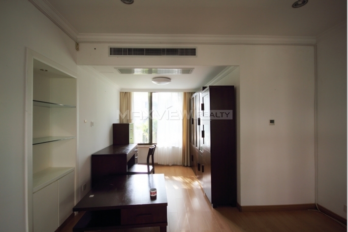 Green Valley Villa   |   绿谷别墅 5bedroom 250sqm ¥58,000 SH013102