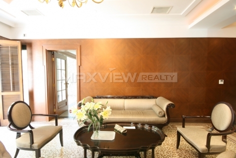 Old Lane House on Nanjing W. Road  5bedroom 350sqm ¥75,000 L00631
