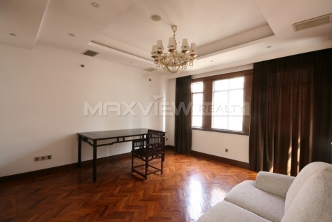Old Lane House on Nanjing W. Road  5bedroom 350sqm ¥75,000 L00631