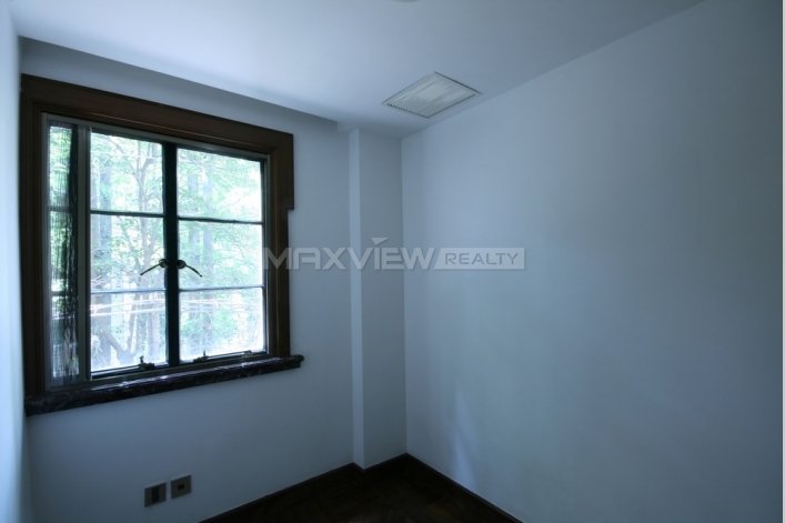 Old Lane House on Nanjing W. Road  5bedroom 350sqm ¥75,000 L00631