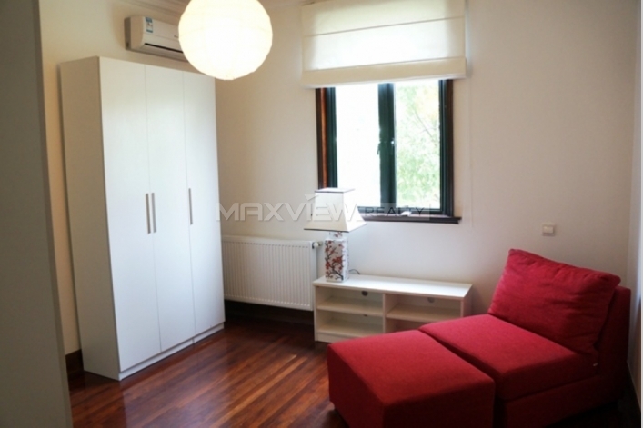 Old Apartment on Huaihai M. Road 4bedroom 200sqm ¥40,000 L00777
