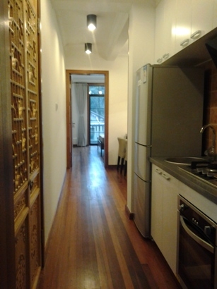 Old Apartment on Huaihai M. Road 1bedroom 85sqm ¥18,000 SH014783