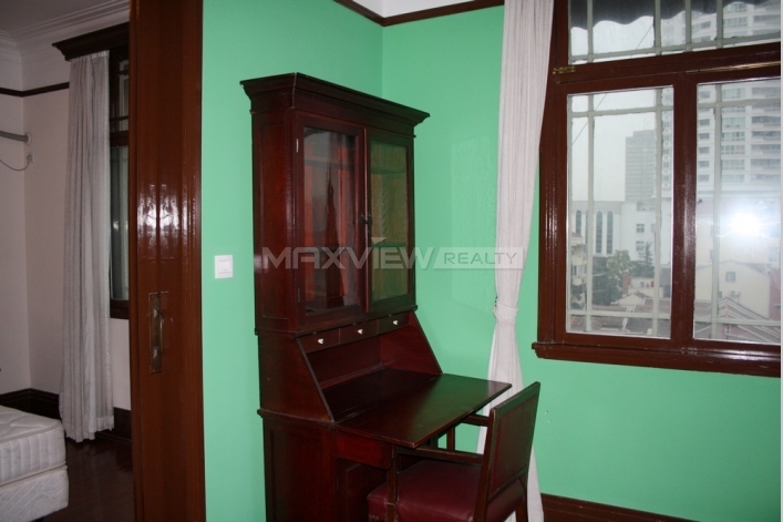 Old Apartment on Xiangyang S. Road 2bedroom 137sqm ¥30,000 SH004297