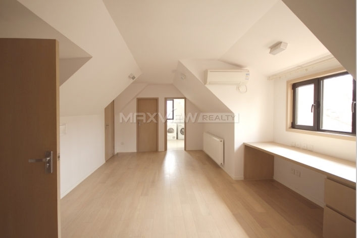 Old Lane House on Wuyuan Road  4bedroom 400sqm ¥120,000 SH009291