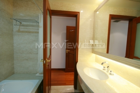 Gubei Qiangsheng Garden   |   古北强生花园  2bedroom 130sqm ¥20,000 SH004577