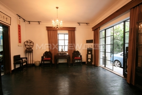 Old Lane House on Gaoan Road 4bedroom 400sqm ¥110,000 L01138
