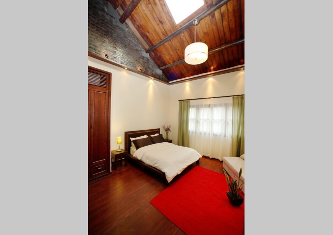 Old Lane House on Julu Road 3bedroom 220sqm ¥45,000 SH005155
