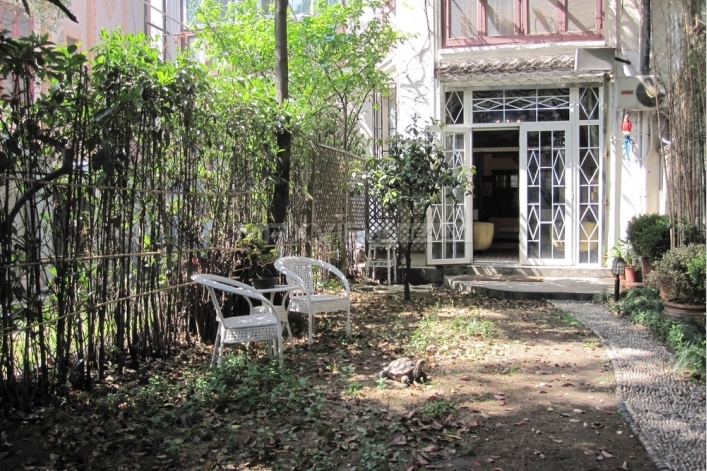 Old Lane House on Wulumuqi N. Road  1bedroom 80sqm ¥18,000 SH005293