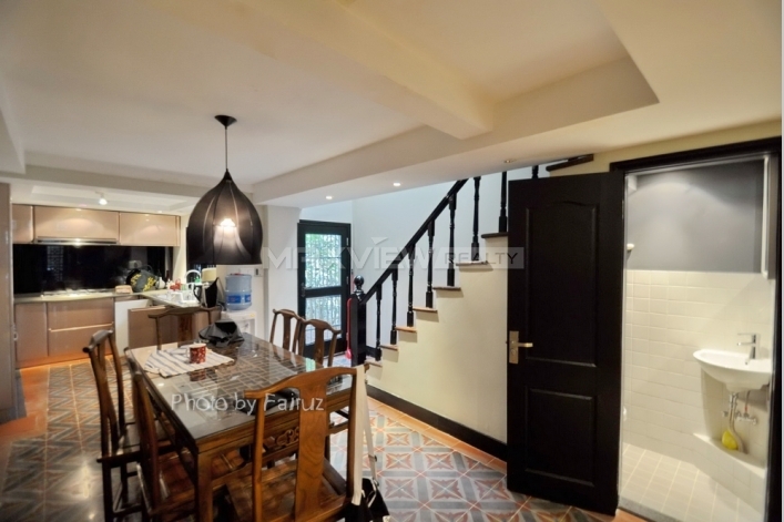 Old House on Huaihai M. Road 4bedroom 200sqm ¥48,000 SH011895