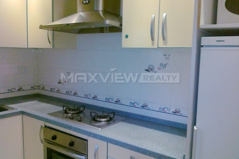 Old Lane House on Wulumuqi S. Road 3bedroom 137sqm ¥30,000 L00132