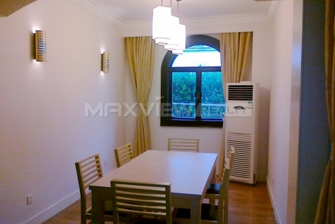 Old Lane House on Wulumuqi S. Road 3bedroom 137sqm ¥30,000 L00132