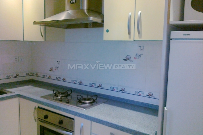 Old Lane House on Wulumuqi S. Road 3bedroom 137sqm ¥30,000 L00132
